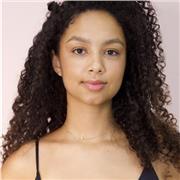 clases a niños con gran interés en arte general